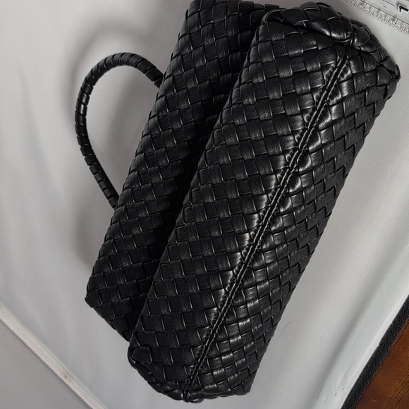 JW PEI Black Woven Elora Tote Bag Purse - Picture 10 of 13